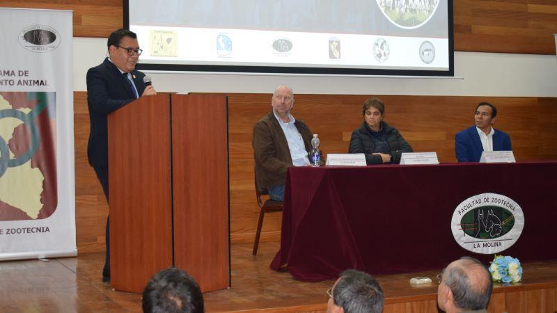 Se llevo a cabo con éxito la Jornada de Investigación y Promoción de la Ganadería Lechera